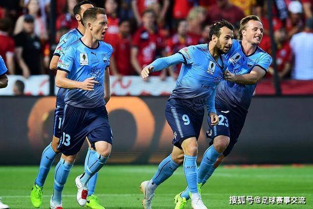 庞峥麟17分中国男篮遭遇绝杀，王俊杰回归男篮依旧害怕紧逼